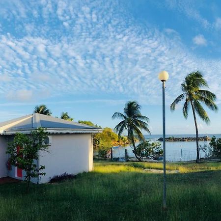 Le Gligli Bed and Breakfast Le Gosier  Buitenkant foto